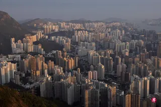 随着香港房地产市场复苏势头增强，当地住宅租金预计将创下10年来最大暑期涨幅。 （路透社档案照片）