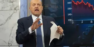 Jim Cramer says he is 'struggling to have reasons to buy' in this market