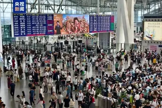 Rail operators have started cancelling services in Guangdong. Photo: CCTV