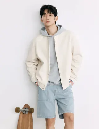 金秀賢本月在韓國拍攝服裝廣告，為復出試水溫。（翻攝bench IG)
