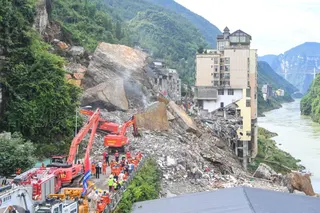 The massive search and recovery operation after the landslide in Chongqing province, southwest China is continuing. Photo: Xinhua