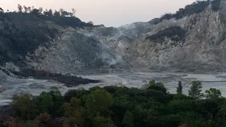 Italy’s Campi Flegrei sees continued tremors, evacuations after magnitude 4.7 earthquake