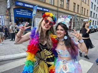 斯德哥爾摩驕傲遊行民眾盛裝出席，展現對LGBTQ+族群的支持，認為人不能活在恐懼中，要慶祝現在擁有的一切。中央社記者辜泳秝斯德哥爾摩攝 115年8月2日