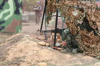 國軍首梯次一年期義務役新兵訓練、陸軍2226梯次2024年3月期末鑑測，在台中成功嶺進行震撼教育時，現場以T74機槍發射空包彈，模擬真實戰場情境。郭宏章攝