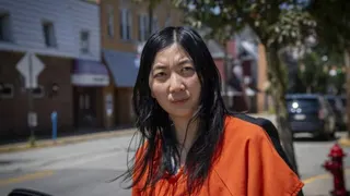 美国华裔媳妇狂刺家婆245刀夺命