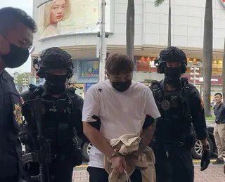 屏東京沅鎢鈷資源公司黃姓董事長遭離職員工林男（白色衣服者）殺害。記者劉星君／攝影
