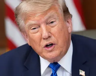 Donald Trump speaks during a cabinet meeting
