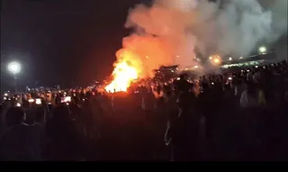 雲南曲靖建文村6日晚間火把節活動時發生火災事故，16人灼傷。（取材自澎湃新聞）