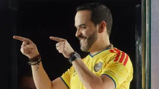 Colombian presidential candidate Abelardo de la Espriella greets supporters following preliminary results that show him leading leftist Ivan Cepeda, in Barranquilla, Colombia, 21 June 2026.