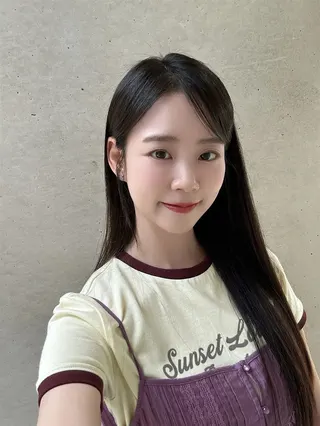 南韓女團KARA成員韓昇延健康狀況引發粉絲擔憂。（圖／翻攝自IG @thesy88）