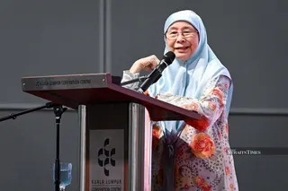 Wan Azizah says veterans should be given opportunities to continue contributing to society after leaving service. NSTP/FILE PIC