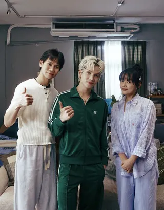 Andy老師（左）近期參與派偉俊（中間）MV拍攝。（圖／翻攝自Threads）