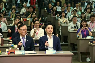 台北市長蔣萬安今天上午出席北市115學年度第1學期公私立中等學校校長會議。(記者...