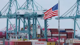 美国指数十经济体恐助中国商品避开关税 新加坡在列