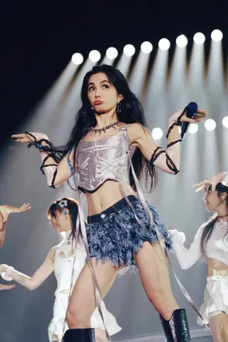 Ella忙著開巡演，熱愛運動的她身材相當健美。（圖／翻攝自Ella臉書）