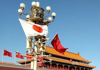 圖為中國及日本國旗。（中央社檔案照片）