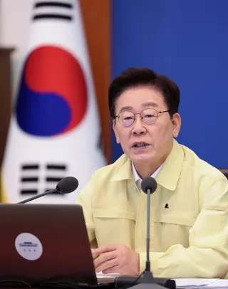 South Korean President Lee Jae Myung speaks during a cabinet meeting at the presidential office in Seoul on Tuesday, Photo: Yonhap/AP