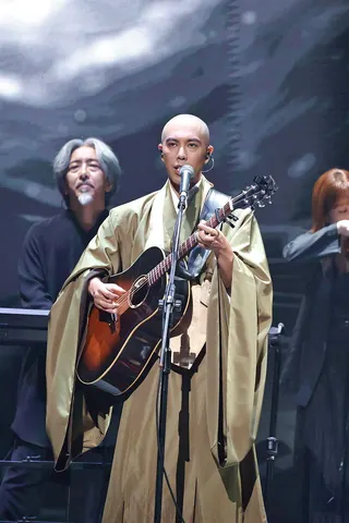 藥師寺寬邦為傳藝金曲獎演出彩排。圖／三立提供