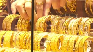 网购假金偷龙转凤拿去典当 义顺金店副店长被判监逾两年