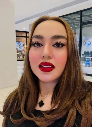 菲律賓女歌手Vanessa Blanca驚傳意外過世，享年30歲。（圖／翻攝IG iamvanessablanca）