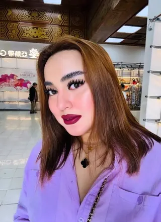 Vanessa Blanca在浴室不慎失足跌倒，頭部重創。（圖／翻攝IG iamvanessablanca）