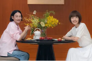 惠英紅接受魯豫訪問。翻攝微博＠熱浪之外