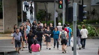 总理：我国继续欢迎新公民加入 将确保新加坡人保持多数地位