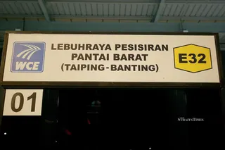 More than 150,000 vehicles are expected to use the operational sections of the West Coast Expressway daily as Malaysians travel during the National Day and school holiday period. NSTP/FILE PIC