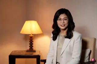 台湾在野的中国国民党主席郑丽文7月底接受《联合早报》专访，阐述对两岸关系和台美关系的看法，以及国民党内部的挑战。 （严宣融摄）