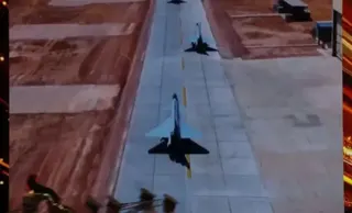 烏茲別克空軍的殲-10CE 採用中國空軍現役殲-10C 較常見的灰色塗裝，並未像巴基斯坦空軍的殲-10CP 般採用特殊迷彩。   圖:翻攝自軍武次位面
