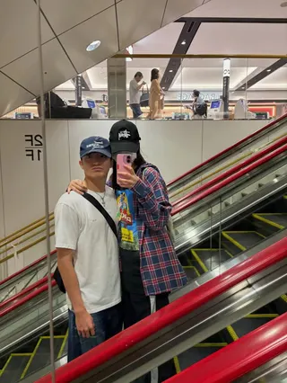 池睿恩（右）與Vata認愛後大方放閃，今年7月池睿恩生日時兩人在IG大曬恩愛。圖／翻攝自IG@vata_500