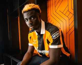 Robinio Vaz poses in a Hull City shirt