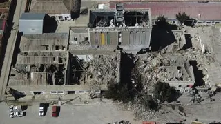 玻利维亚维亚查镇一处军事基地发生两起连续爆炸，造成3人死亡、80多人受伤，另有14人失踪。（图取自法新社）