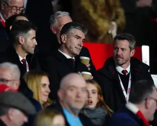 Richard Hughes (centre)