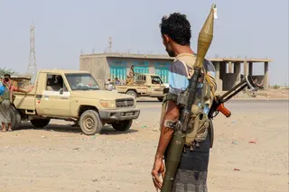 Forces loyal to Yemen’s Saudi-backed government deploy in the Hays district, south of Hodeidah. Fighting between government forces and Houthi rebels has left hundreds dead. Photo: AFP